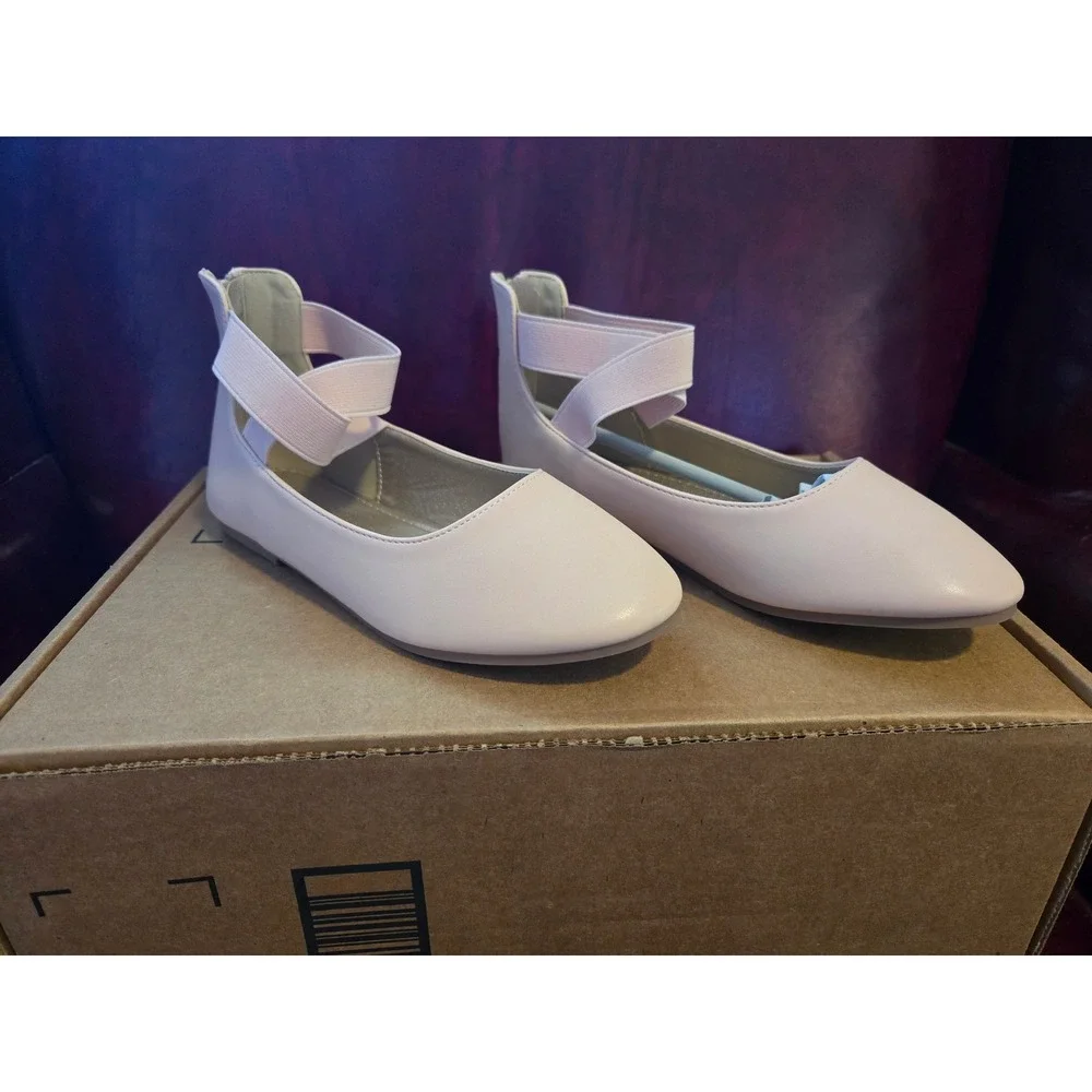 New‎ Kids Light Pink Ballet Flats with Ankle Strap and Zipper Size 2